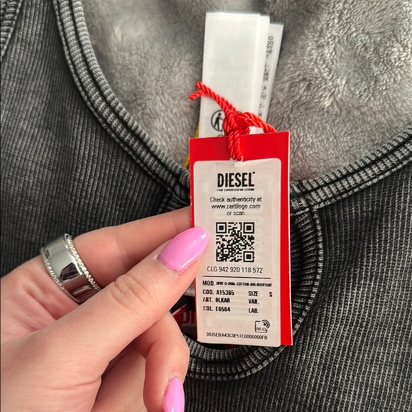 Diesel Gray Bodysuit with V-Neck and Spaghetti Straps - Picture 2 of 7